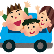 車に乗った笑顔の家族のイラスト。